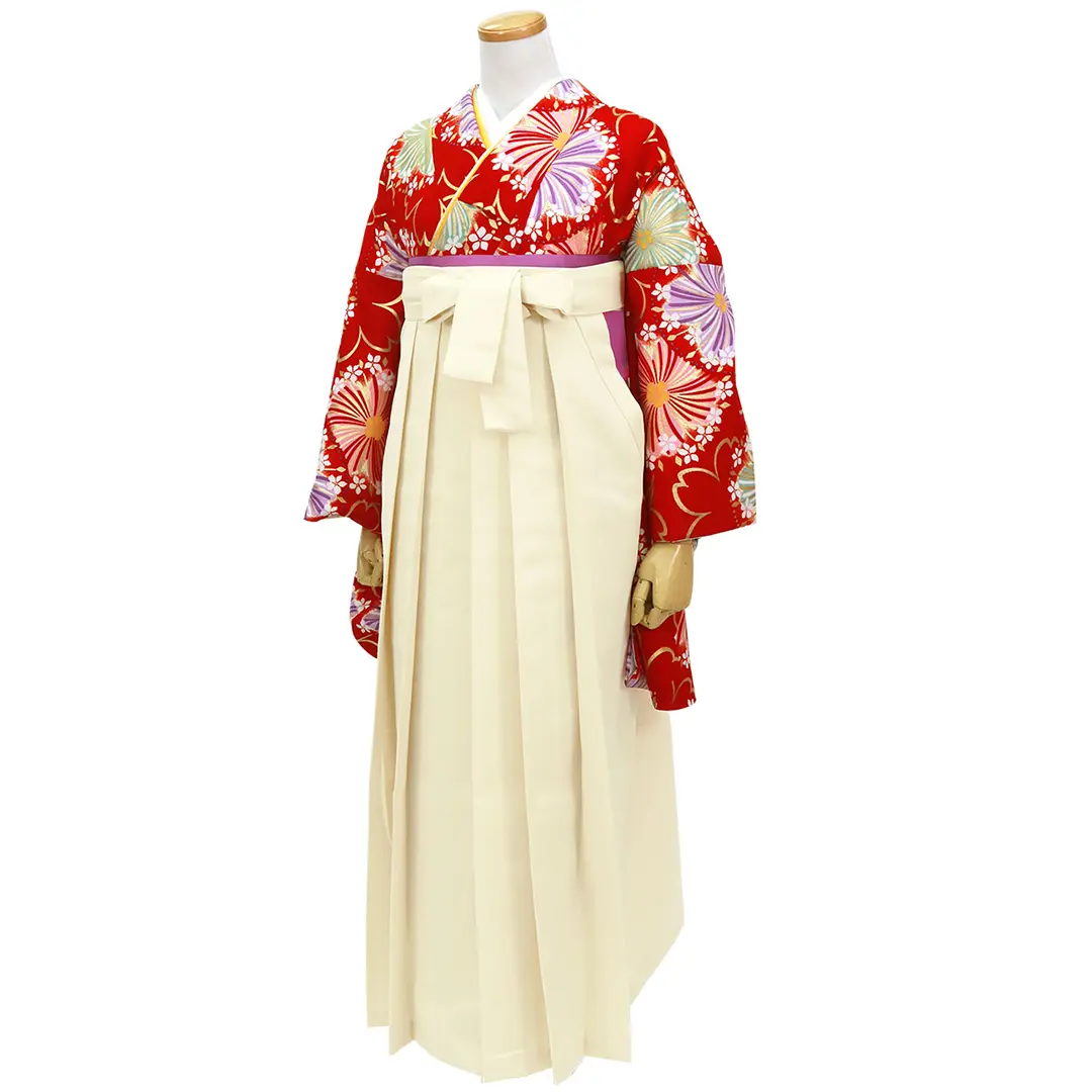 深緋・（こきひ）地に桜柄・アイボリー袴（無地）（二尺袖）／卒業式／斜め