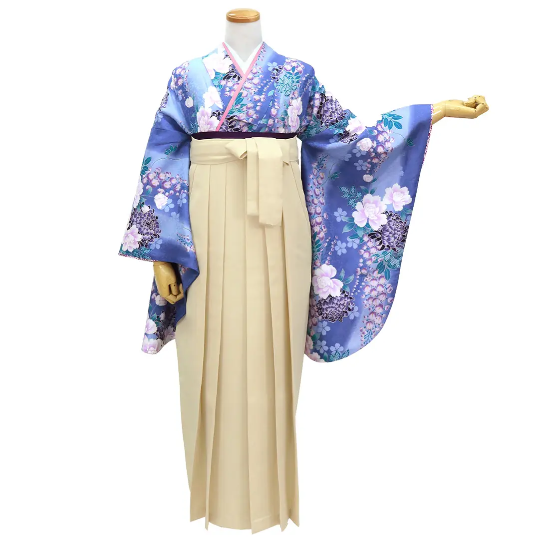 【人気セット】薄花桜地に藤とシャクヤクと菊・アイボリー袴（無地） （二尺袖）／卒業式／正面