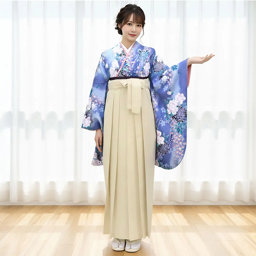 薄花桜地に藤とシャクヤクと菊・アイボリー袴（無地） （二尺袖