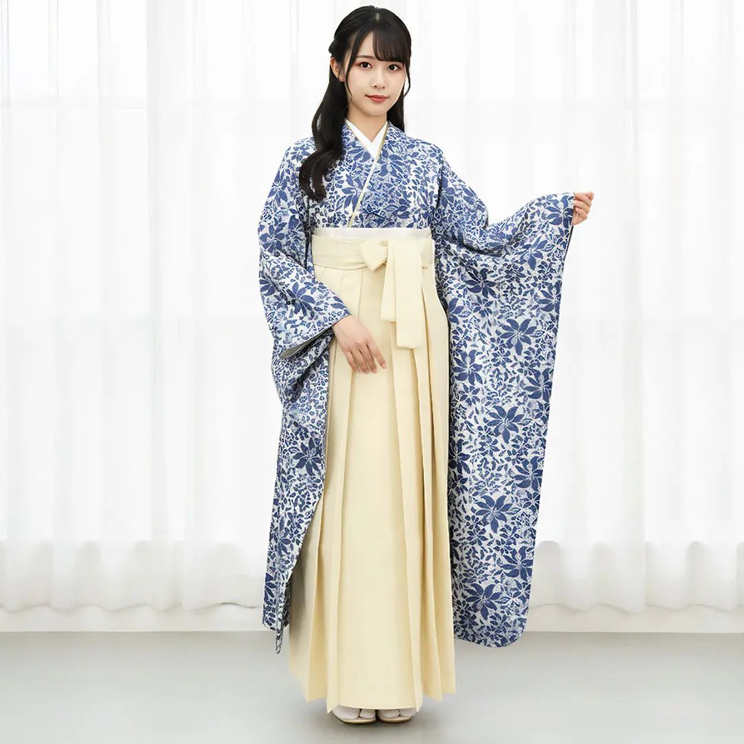 青のレース振袖・アイボリー袴（無地） （振袖）／卒業式 | 宅配着物