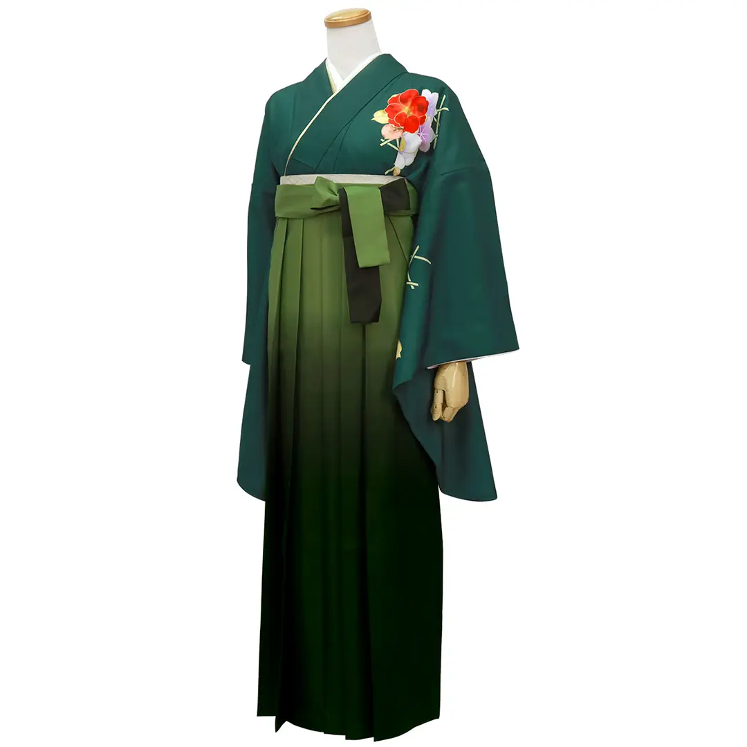 青緑に牡丹・緑袴（ぼかし）（二尺袖）／卒業式／斜め詳細／斜め