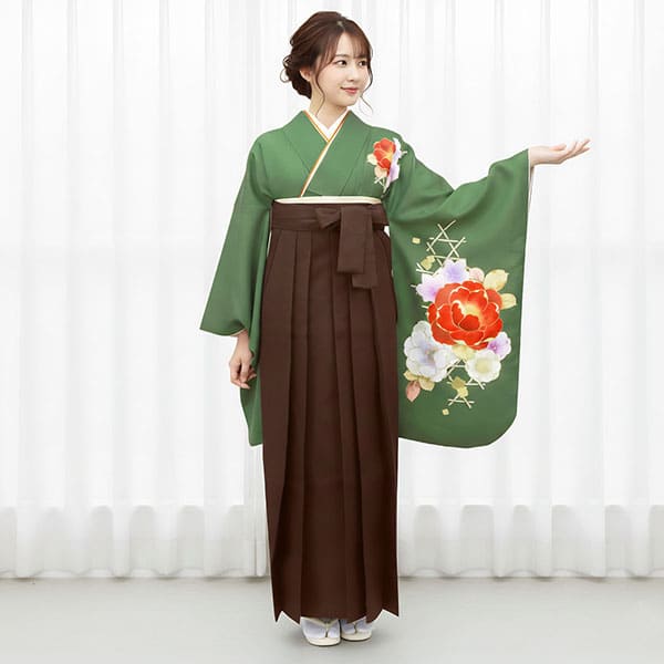 松葉色に牡丹・茶色袴（無地） （二尺袖）／卒業式 | 宅配着物レンタル