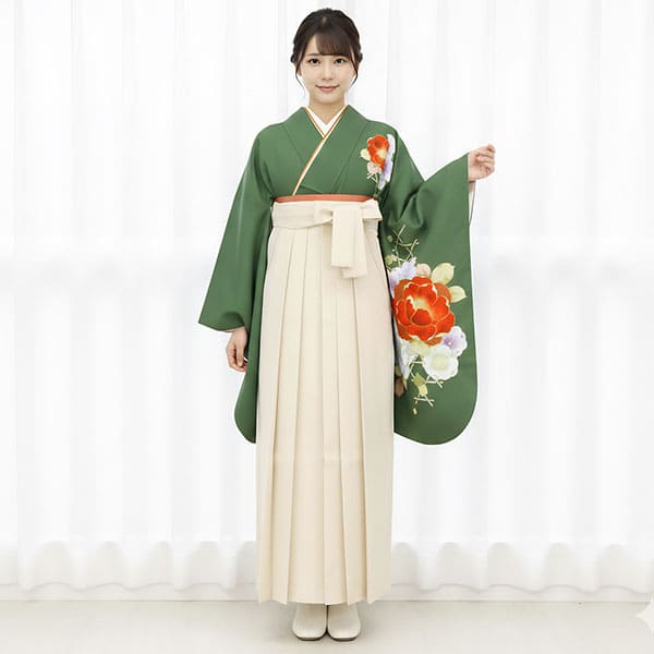 松葉色に牡丹・アイボリー袴（無地） （二尺袖）／卒業式 | 宅配着物