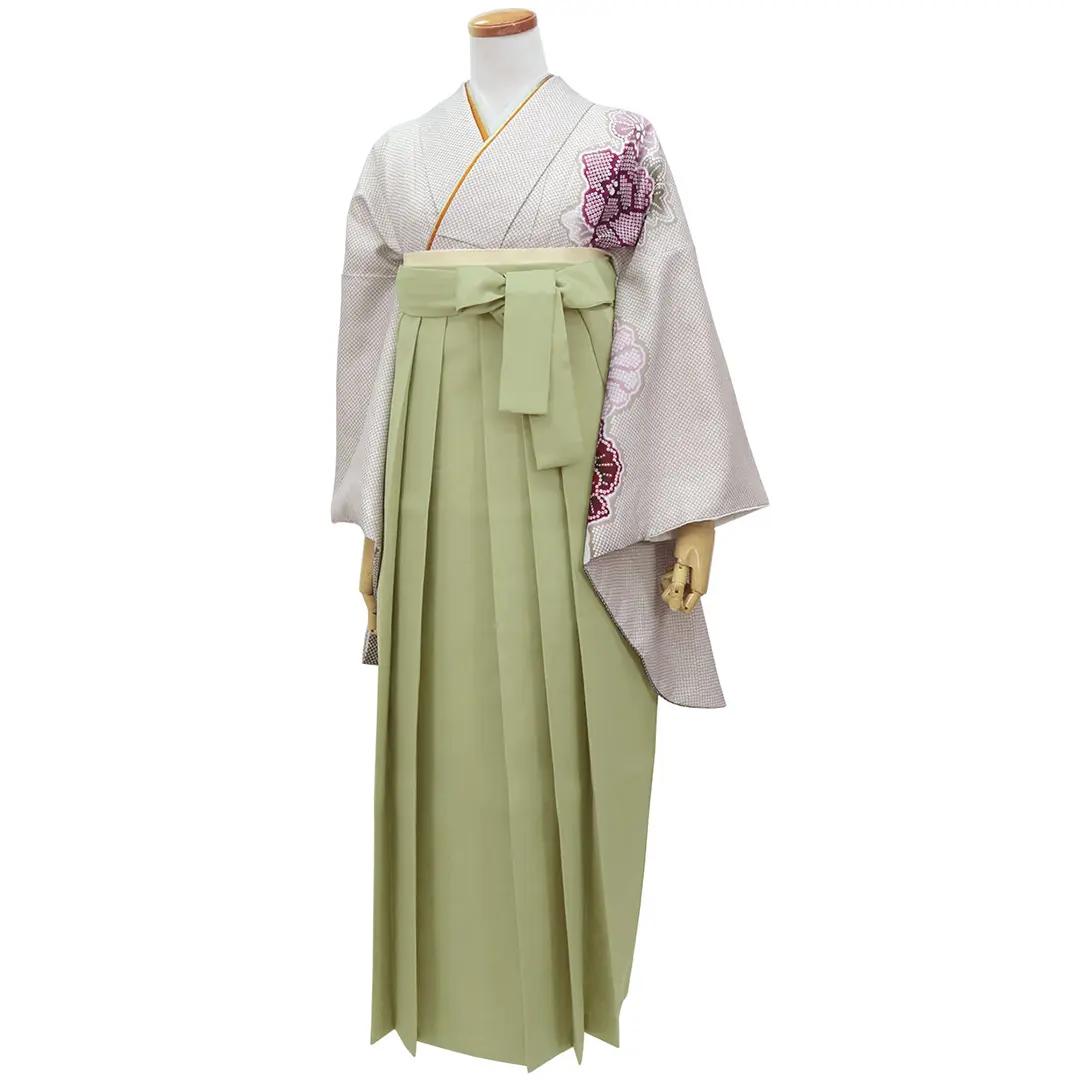 薄茶地に疋田牡丹・オリーブ袴（無地） （二尺袖）／卒業式／斜め