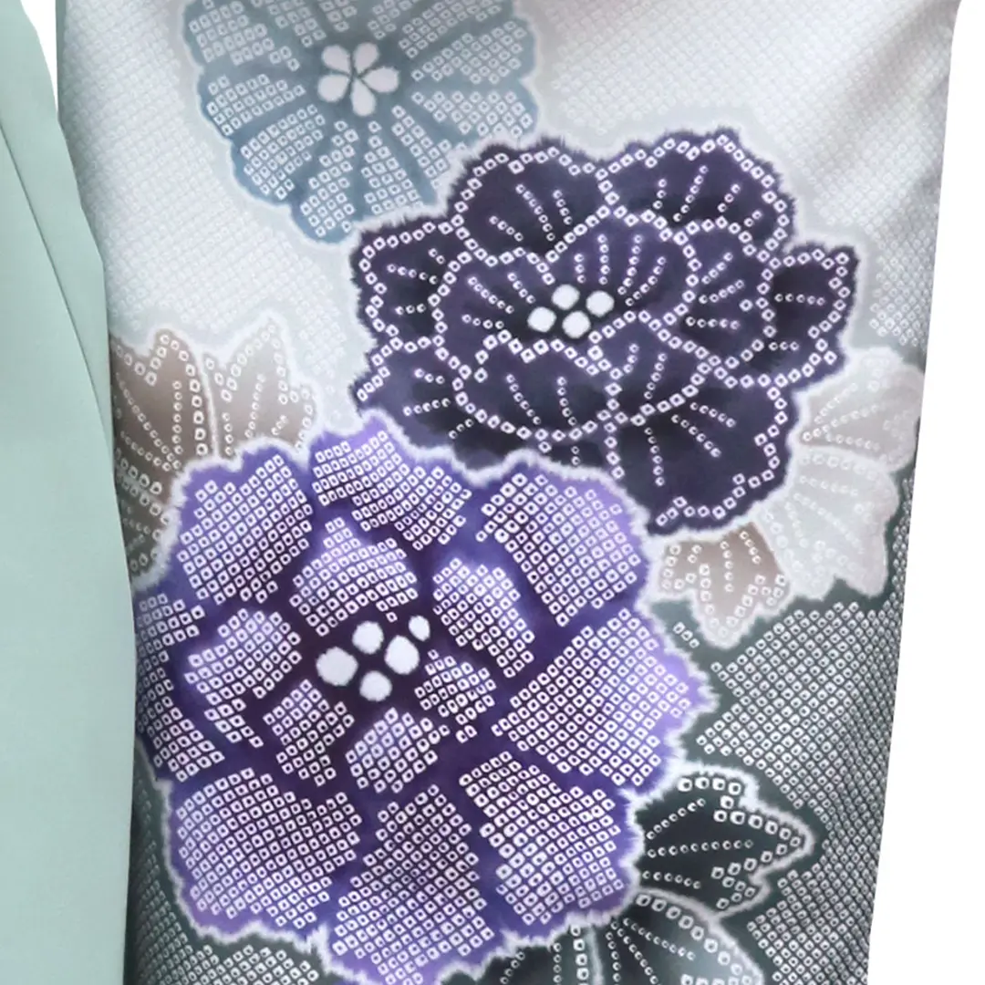 白灰地に疋田牡丹・くすみグリーン袴（無地）（二尺袖）／卒業式 袖詳細