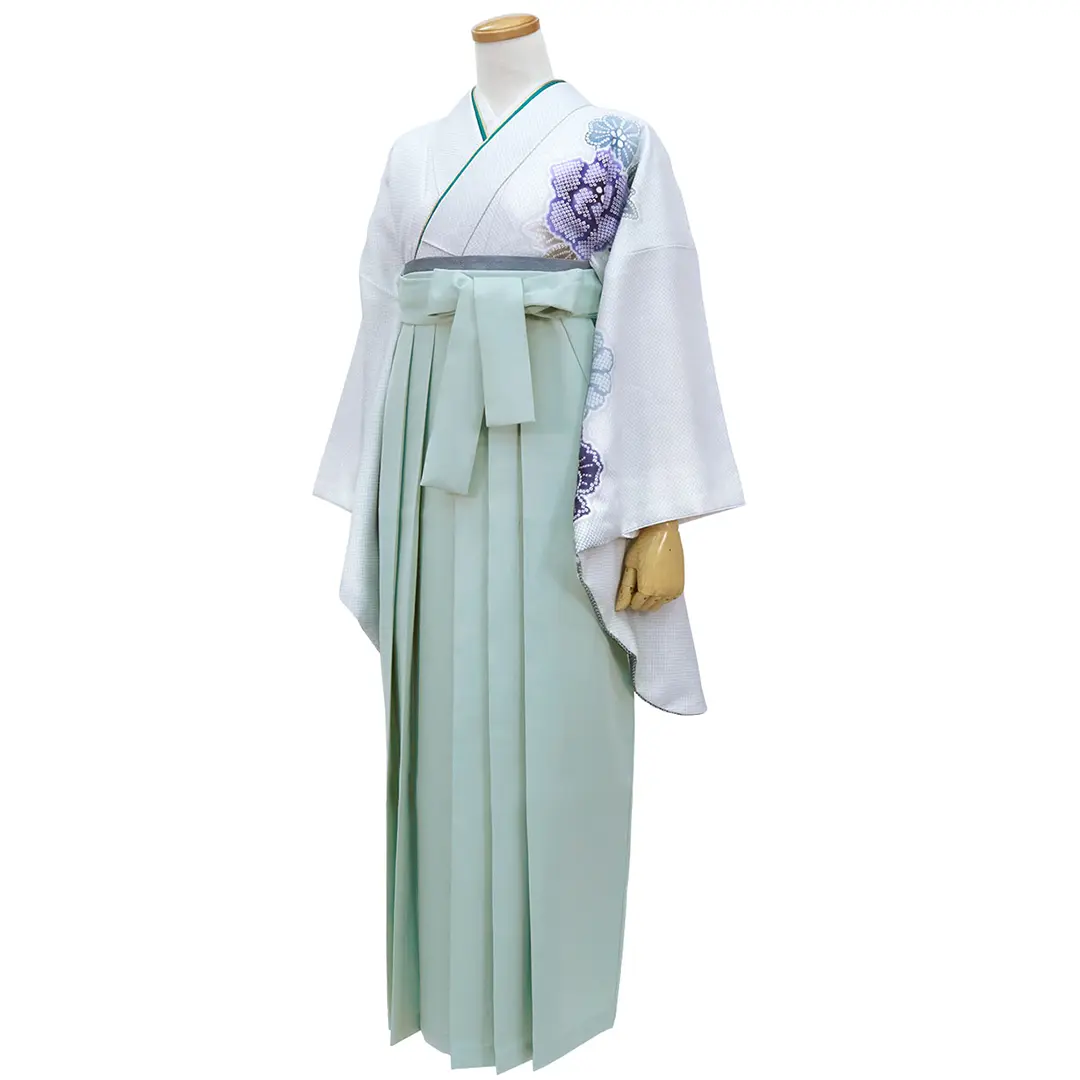 白灰地に疋田牡丹・くすみグリーン袴（無地）（二尺袖）／卒業式 斜め