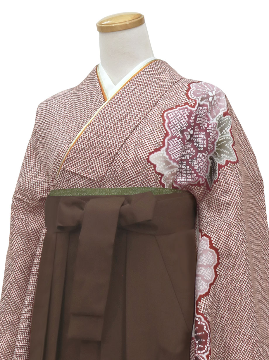 赤地に疋田牡丹・茶色袴（無地） （二尺袖）／卒業式