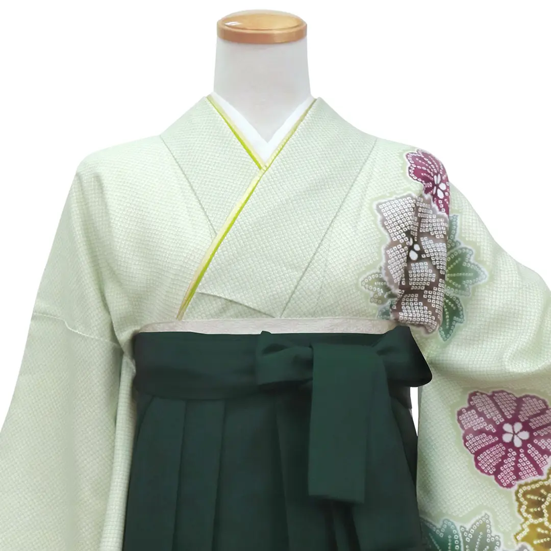 薄緑に疋田牡丹・深緑袴（無地） （二尺袖）／卒業式 | 宅配着物
