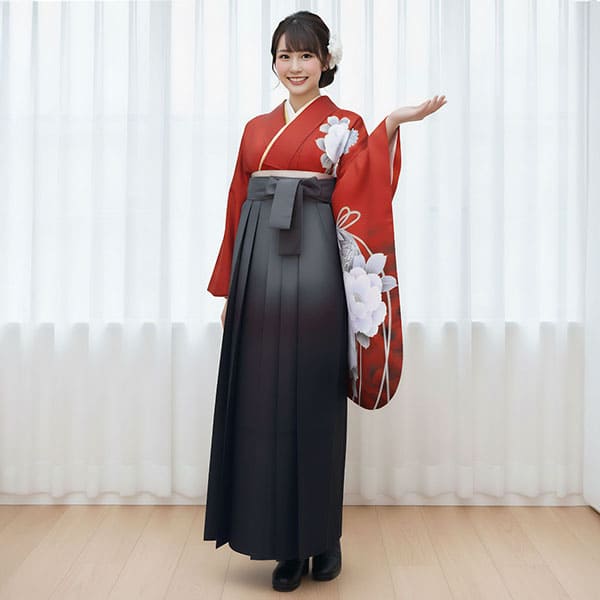 赤地に鈴と牡丹・黒袴（ぼかし） （二尺袖）／卒業式 | 宅配着物