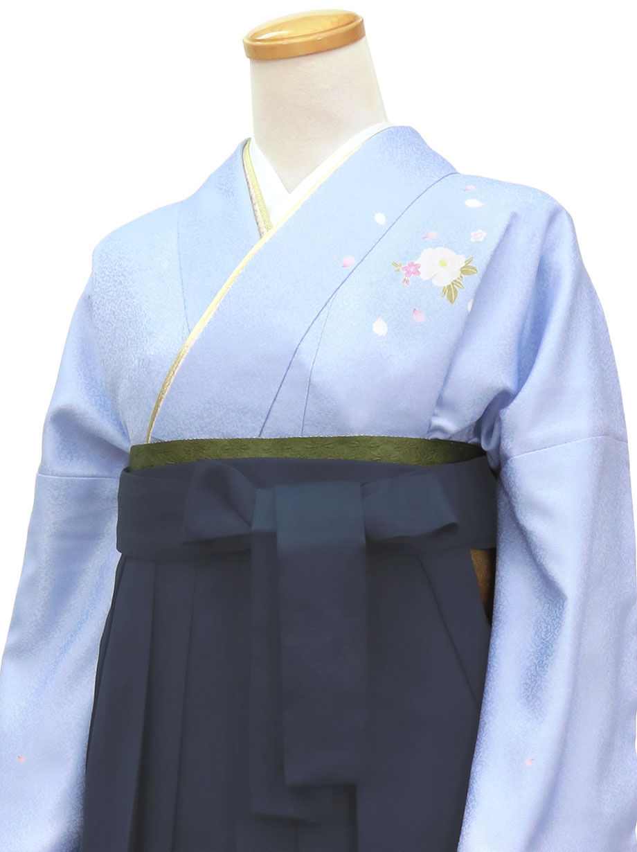 青地に牡丹・紺袴（無地）（小袖）／卒業式