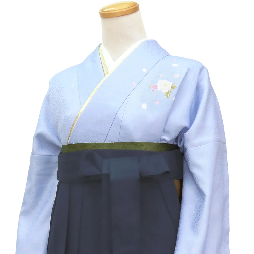 【先生におすすめ】青地に牡丹・紺袴（無地） （小袖）／卒業式／斜め詳細