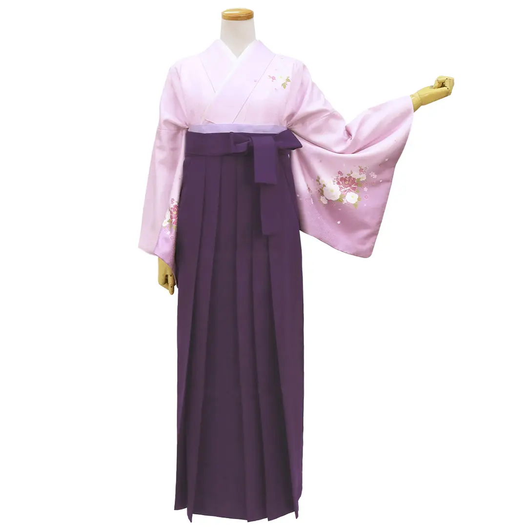 【先生におすすめ】藤色地に牡丹・紫袴（無地） （小袖）／卒業式／正面