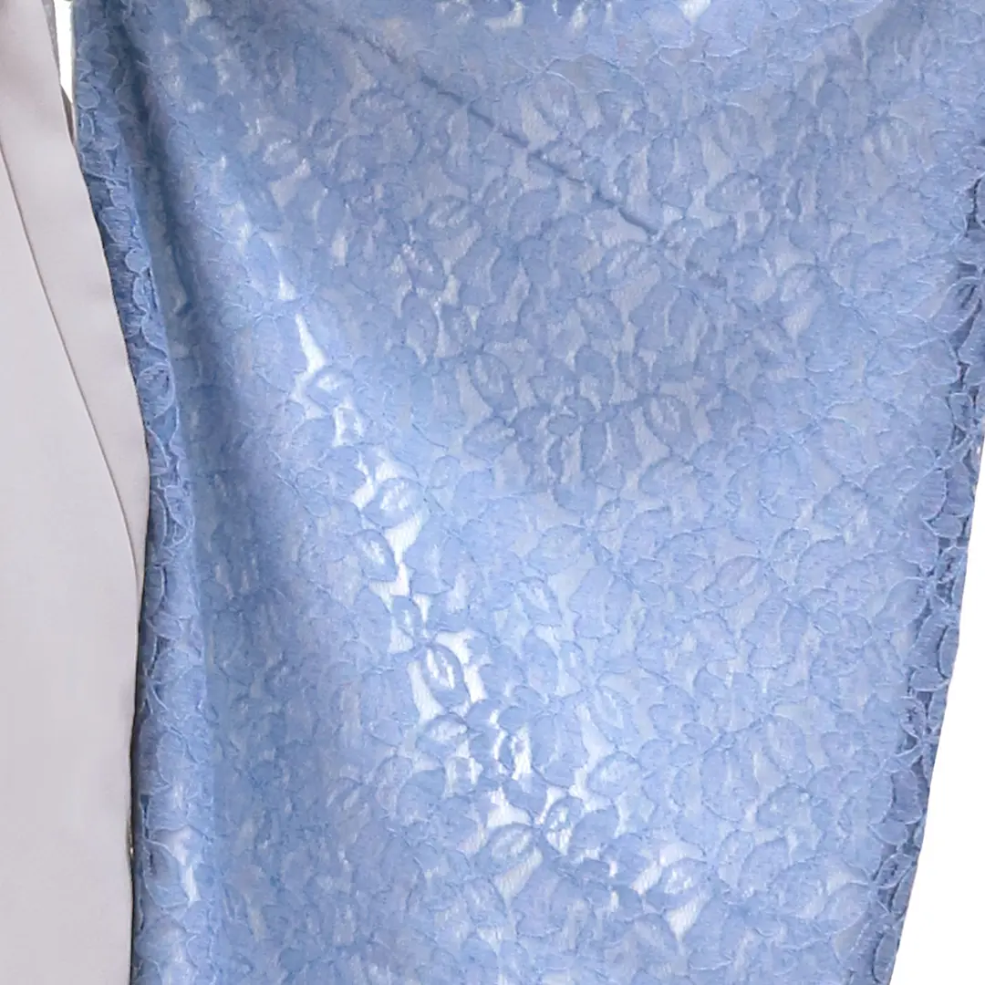 青レースの振袖・グレージュ袴（無地） （振袖）／卒業式／柄詳細