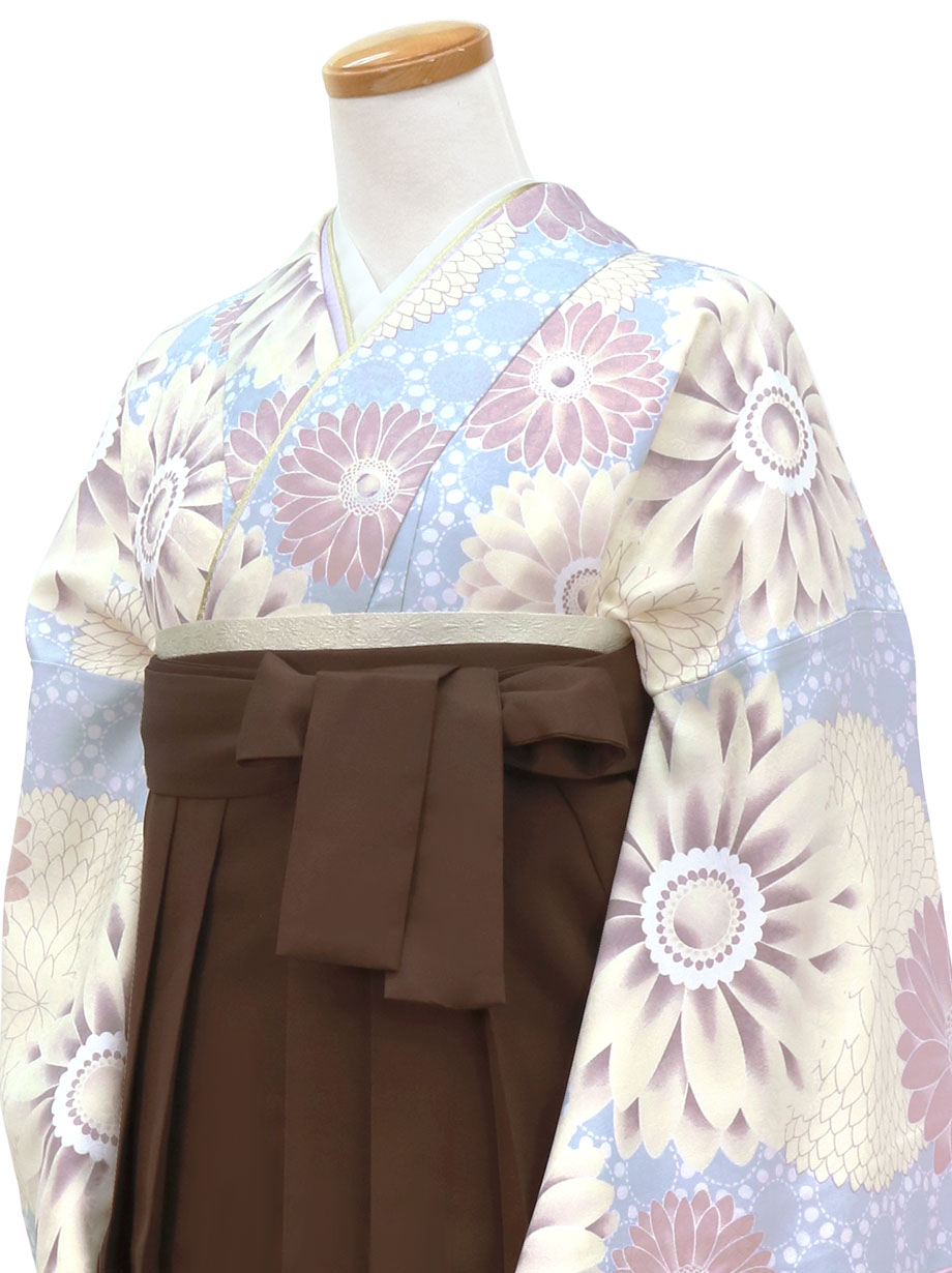 マーガレット柄　袴　即発送可能 着物〉クリーム色 マーガレット柄 着物 〈袴〉紫色 花王冠刺繍袴