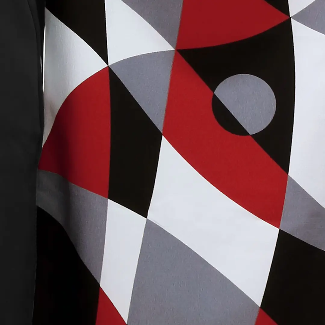 黒と赤の幾何学模様・黒袴（無地） （振袖）／卒業式／柄詳細