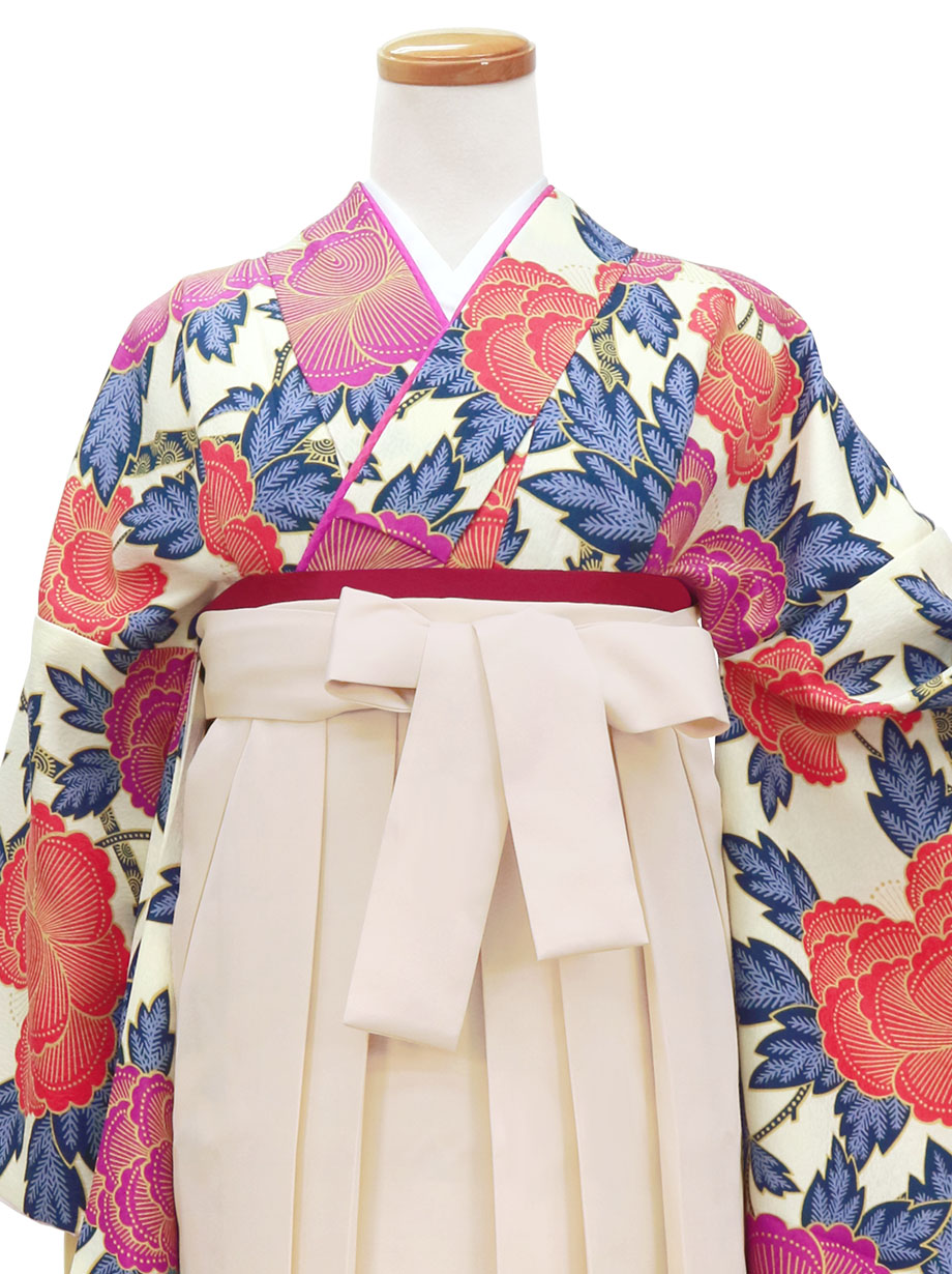 アイボリー地に赤の牡丹文様・アイボリー袴（無地） （振袖）／卒業式