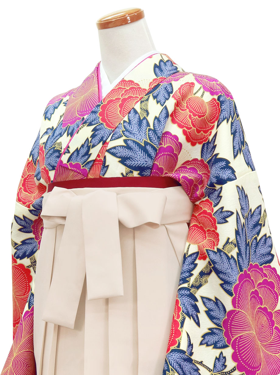 アイボリー地に赤の牡丹文様・アイボリー袴（無地） （振袖）／卒業式