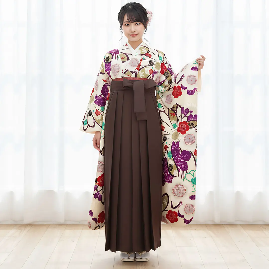 白地に菊と梅、梶の葉・茶色袴（無地） （振袖）／卒業式／着用イメージ
