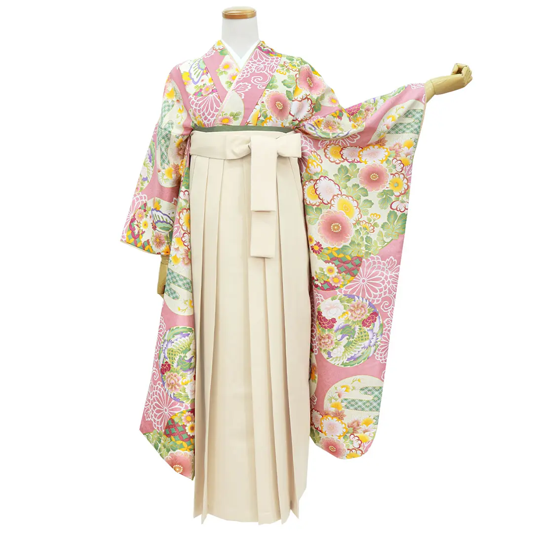 ピンク地に花丸紋・アイボリー袴（無地） （振袖）／卒業式／正面