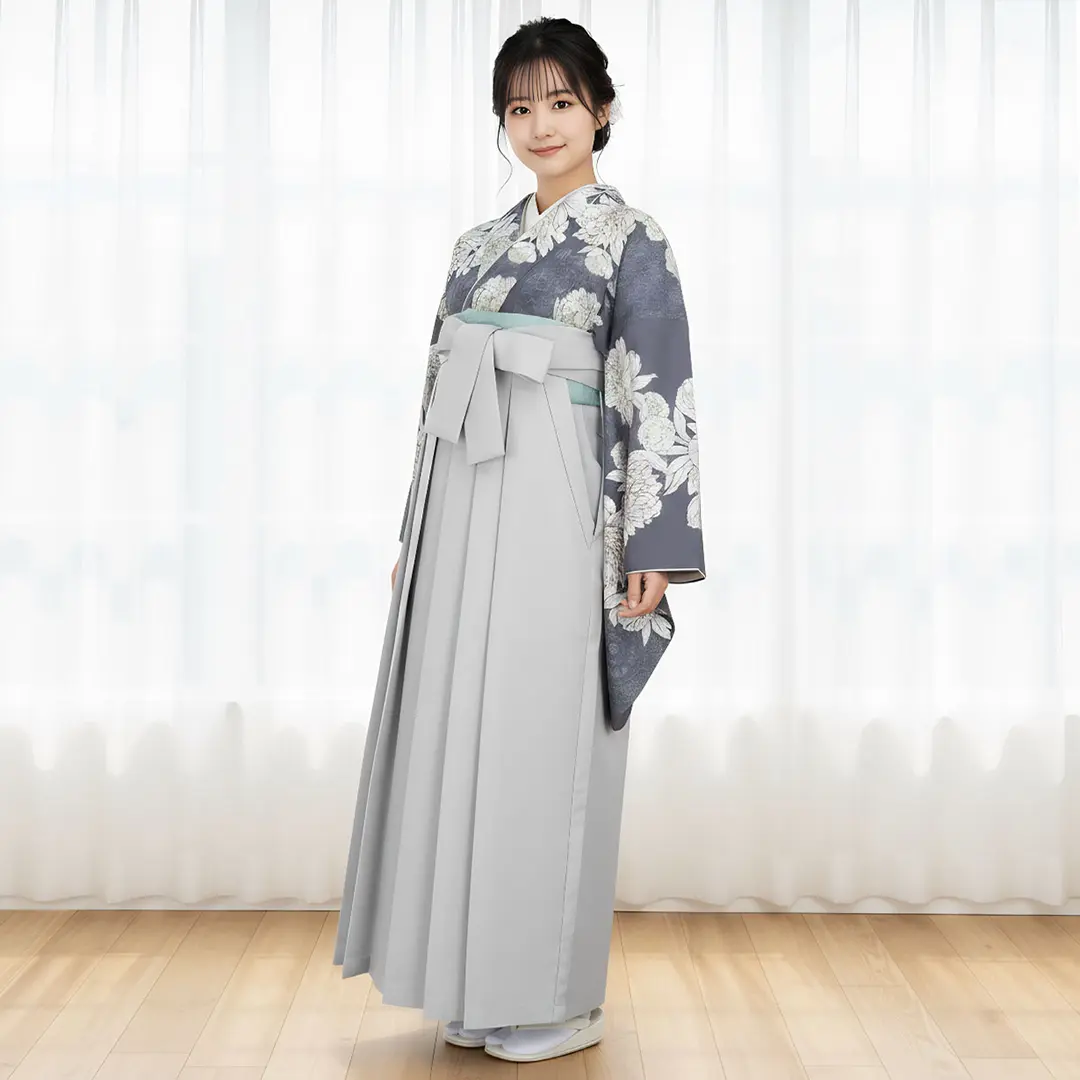 グレー地に大輪の白牡丹・ライトグレー袴（無地） （二尺袖）／卒業式