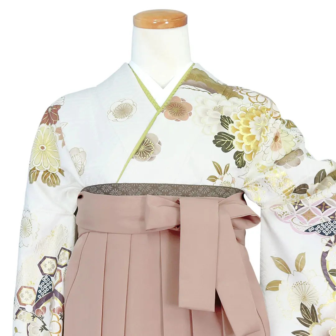 白地に流水と杜若と花・モカ袴（無地） （二尺袖）／卒業式／正面詳細