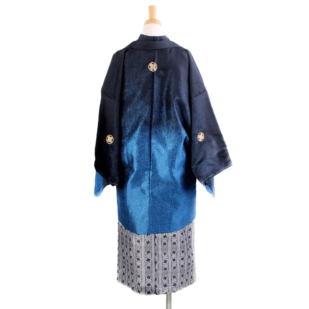 黒地にグラデーション羽織・銀袴（小学生）／卒業式／背中