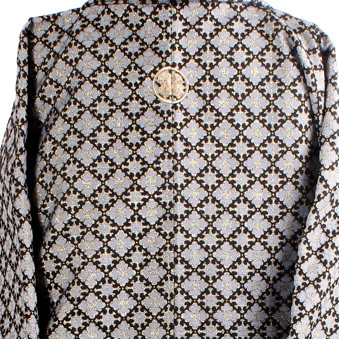 アイボリー地に花菱羽織・黒袴（小学生）／卒業式／柄詳細