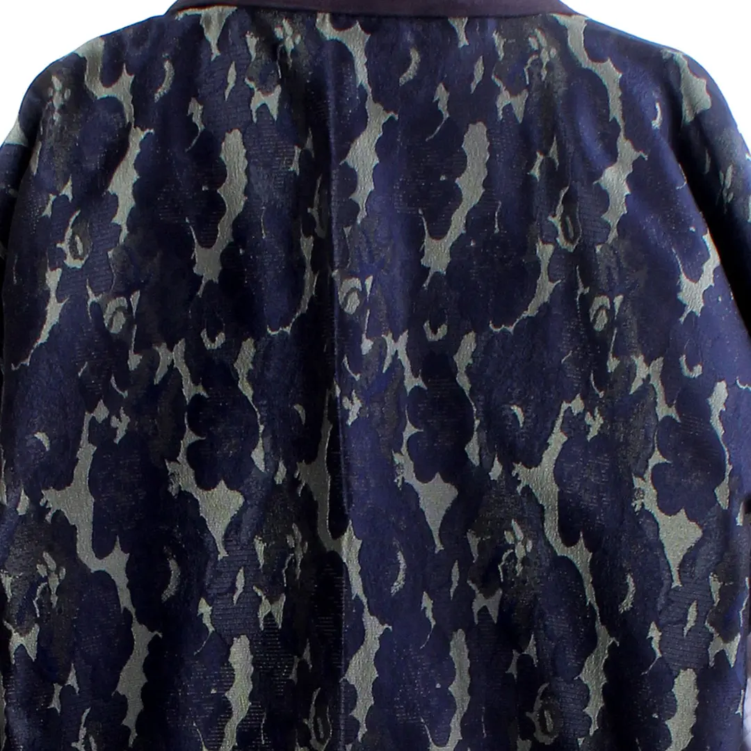 グレー地に陣羽織・幾何学袴（刺繍） （小学生）／卒業式／柄詳細