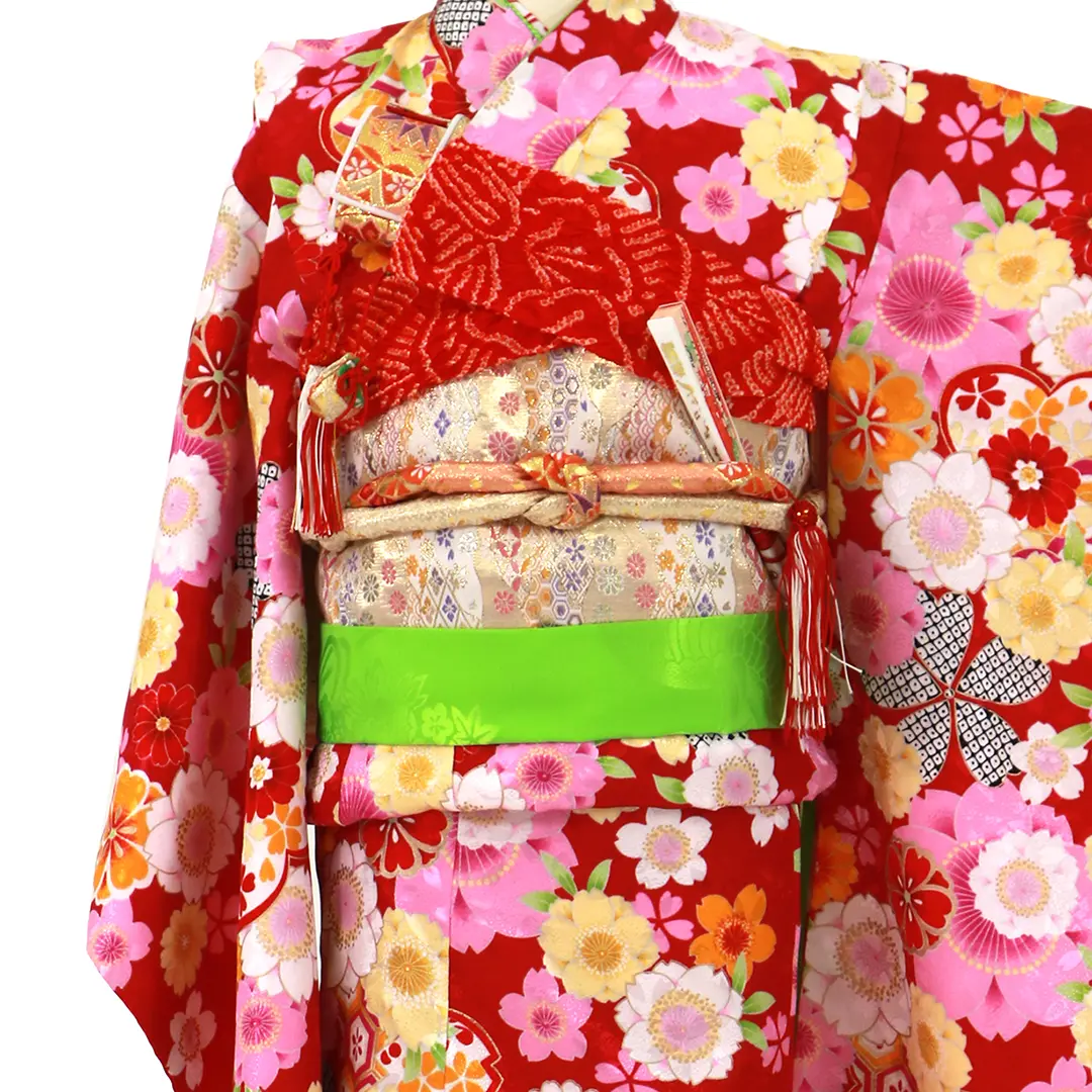 紅色地に桜の着物／七五三・七歳女の子 | 宅配着物レンタルの京都かし