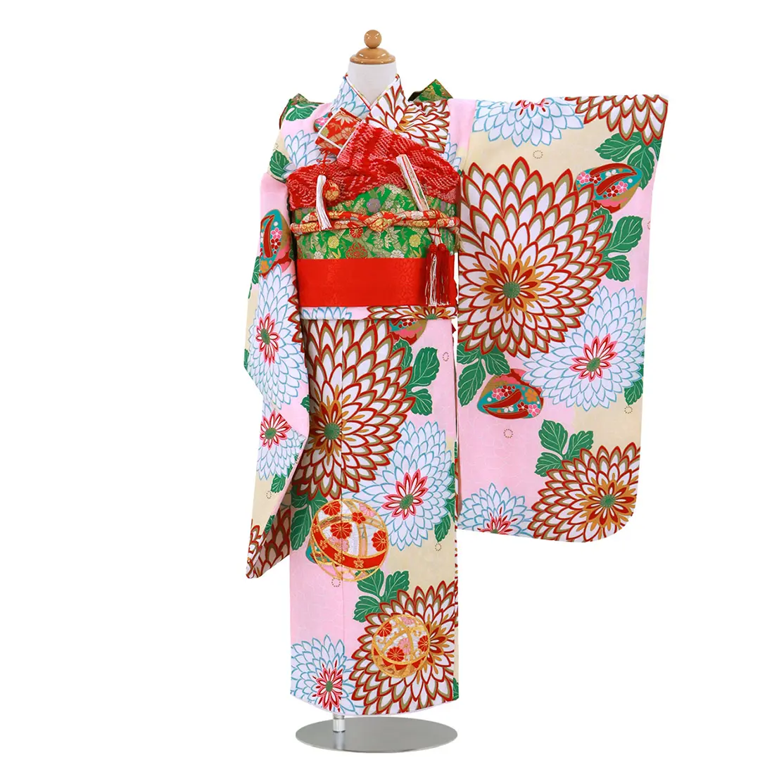 薄桃地に大輪の菊と鞠の着物／七五三・七歳女の子 | 宅配着物レンタル