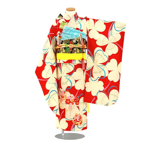 赤地にクリーム色のクローバーの着物／七五三・七歳女の子 | 宅配着物