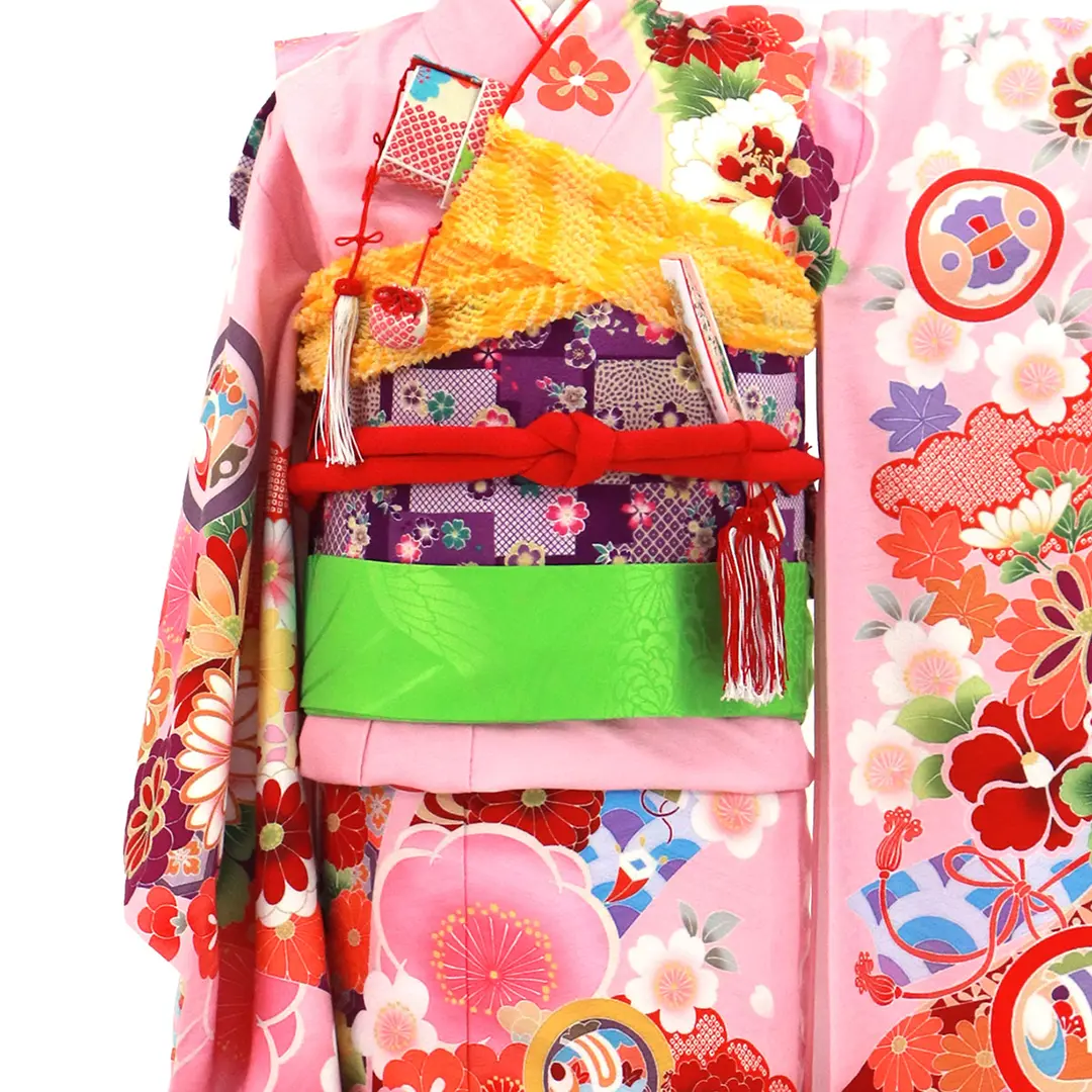 ピンク地に花尽くしと熨斗、鎌倉文の着物／七五三・七歳女の子 | 宅配