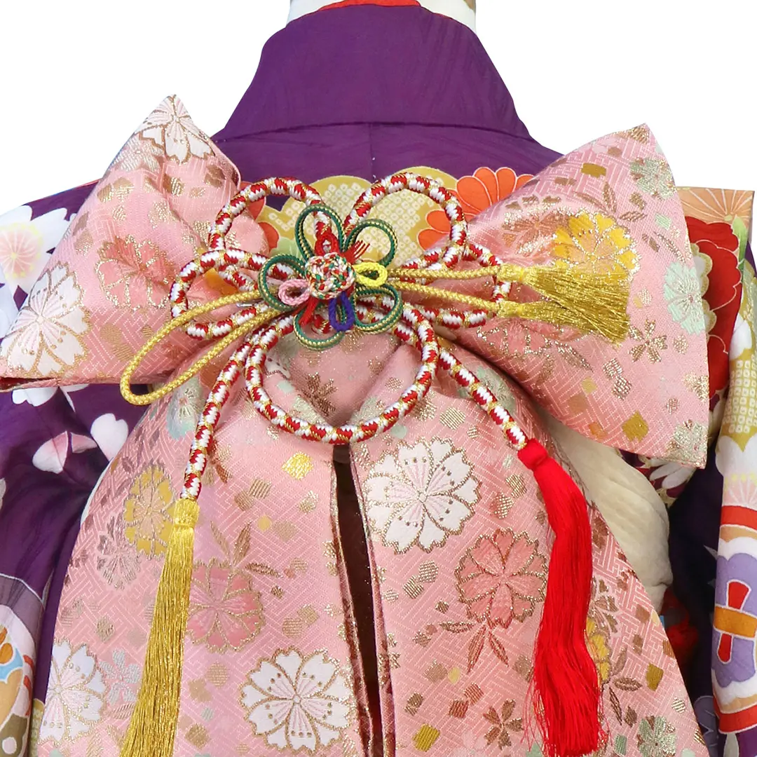 紫地に花尽くしと熨斗、鎌倉紋の着物／七五三・七歳女の子