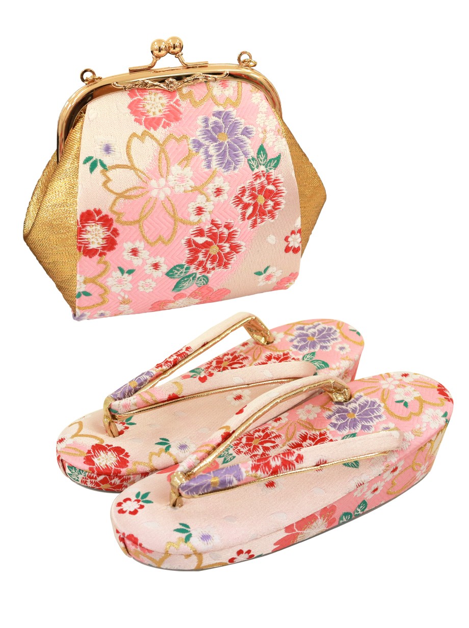 水色とグリーンのグラデーションに菊と亀甲花菱文の着物／七五三・七歳