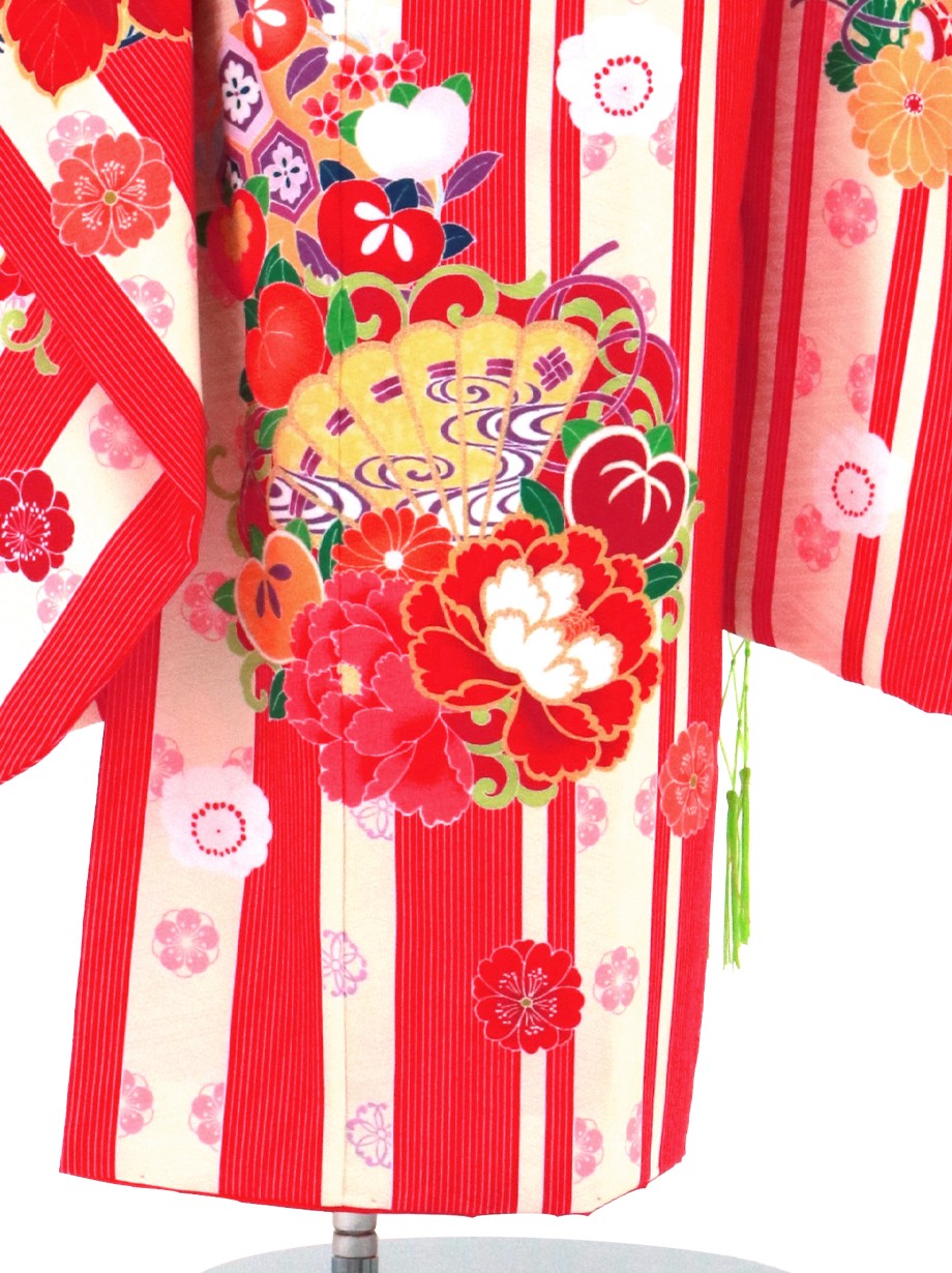 紅白の子持ち縞に花の丸文と吉祥柄の着物／七五三・七歳女の子 | 宅配