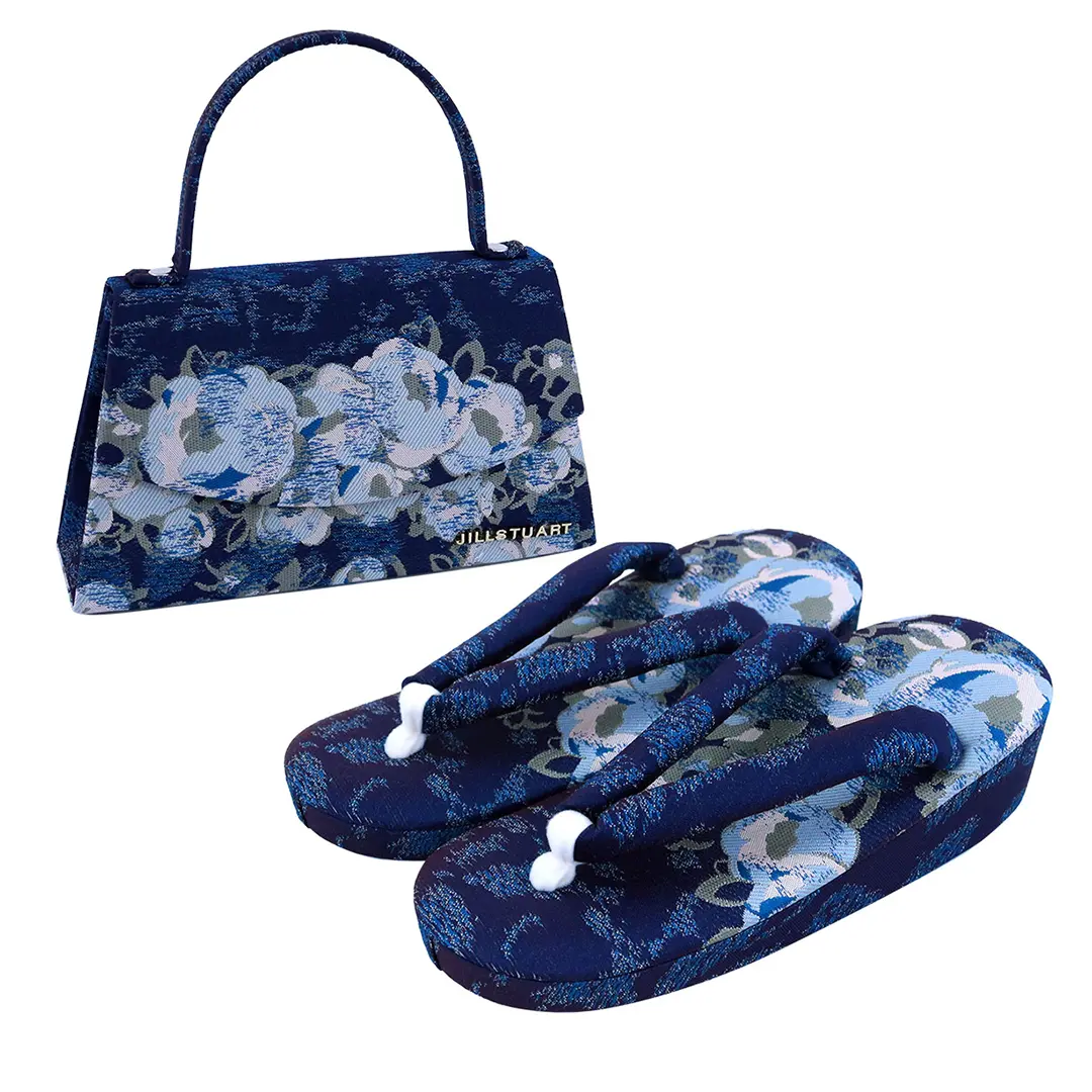 JILLSTUART》白地にブルーのアネモネの着物／七五三・七歳女の子