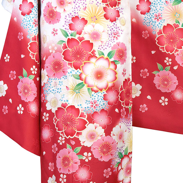 白と赤の地に桜の着物／七五三・七歳女の子