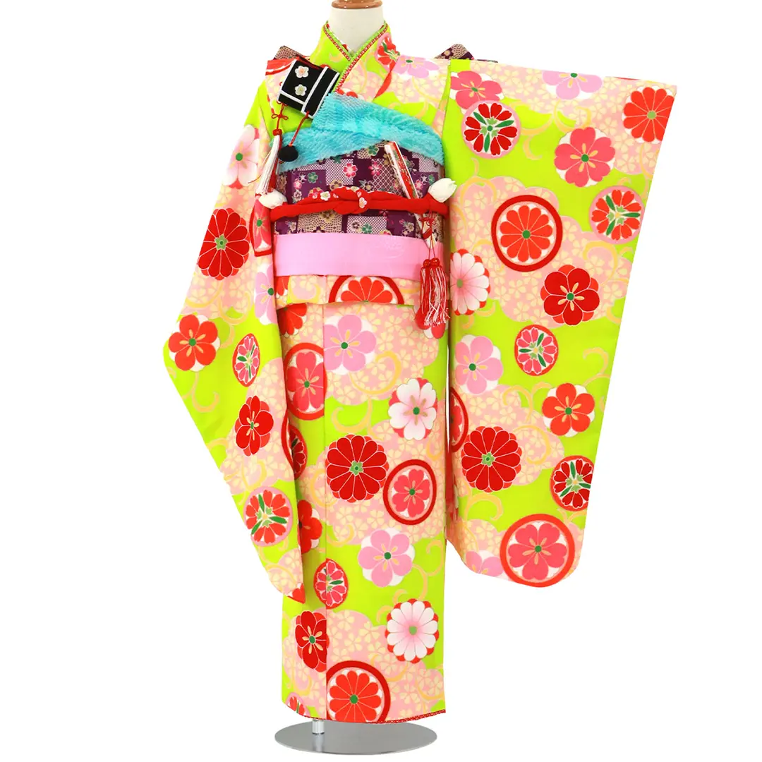 黄緑地に花丸紋の着物／七五三・七歳女の子／正面