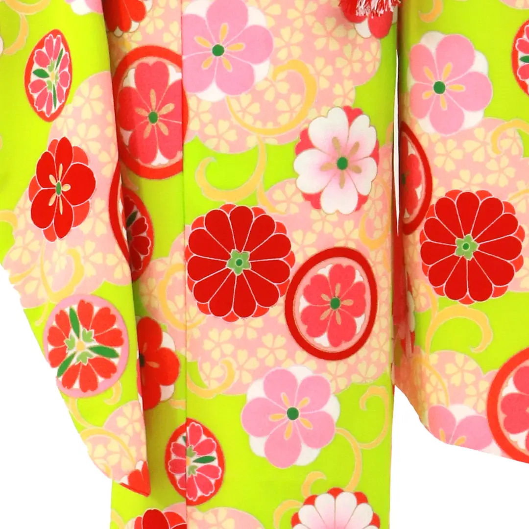 黄緑地に花丸紋の着物／七五三・七歳女の子／裾詳細