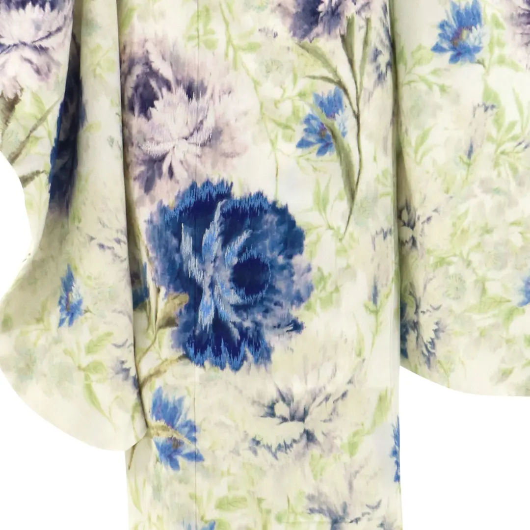 《JILLSTUART》白地にブルーのリシアンサスの着物／七五三・七歳女の子