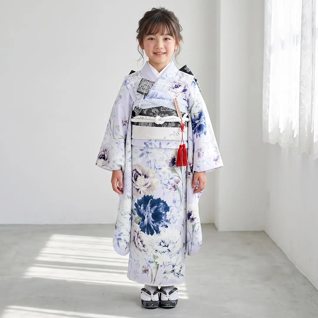 《JILLSTUART》ラベンダー地にパープルのリシアンサスの着物／七五三・七歳女の子／着用イメージ