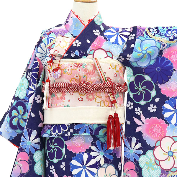 青紫の麻の葉にねじり梅や菊の着物／七五三・七歳女の子