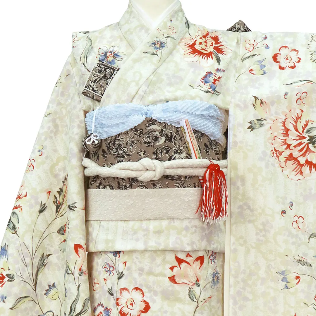 《JILLSTUART》クリーム地にカーネーションの着物／七五三・七歳女の子
