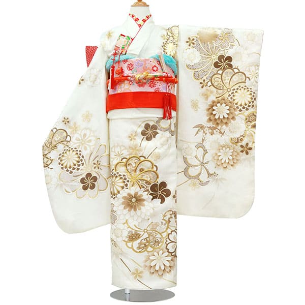 白地に金箔の大輪の菊の着物／七五三・七歳女の子 | 宅配着物レンタル
