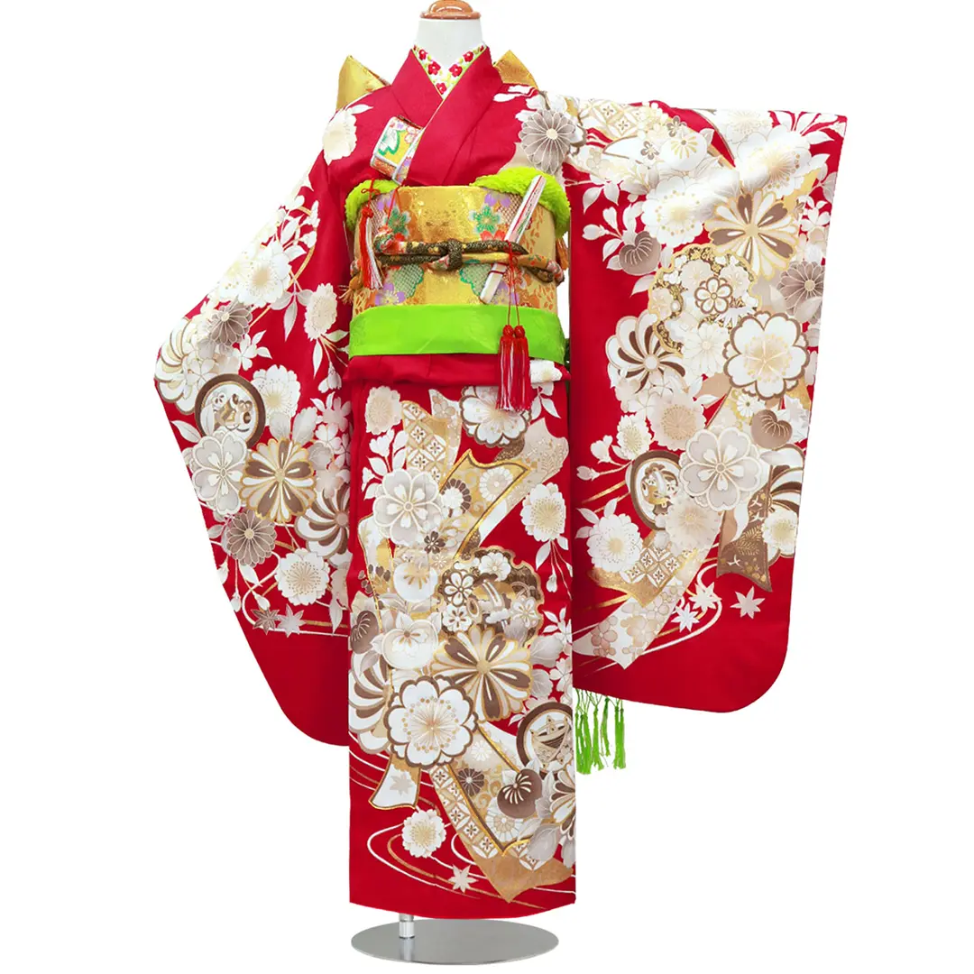 深紅色に菊や梅、雪輪の着物／七五三・七歳女の子／正面