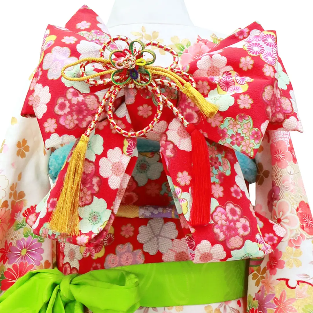 白地に桜と鞠の着物／七五三・七歳女の子／帯