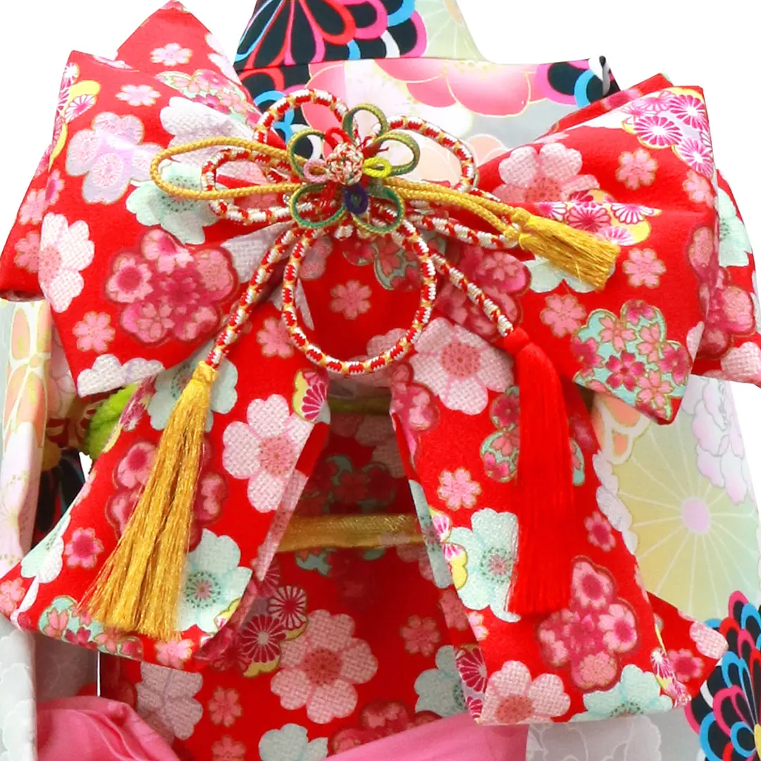 グレー地に菊・牡丹ねじ梅の着物／七五三・七歳女の子／帯