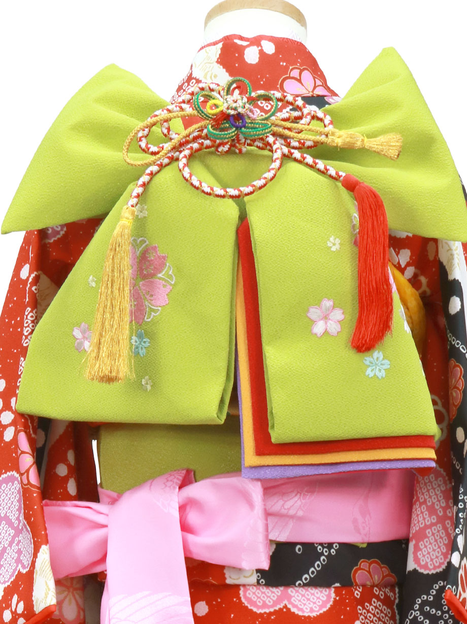 赤地に雲取と梅の着物／七五三・七歳女の子