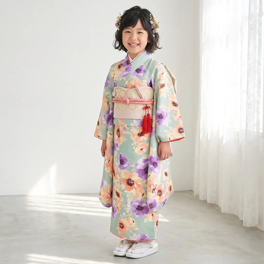 薄水色にアネモネの着物／七五三・七歳女の子／着用イメージ