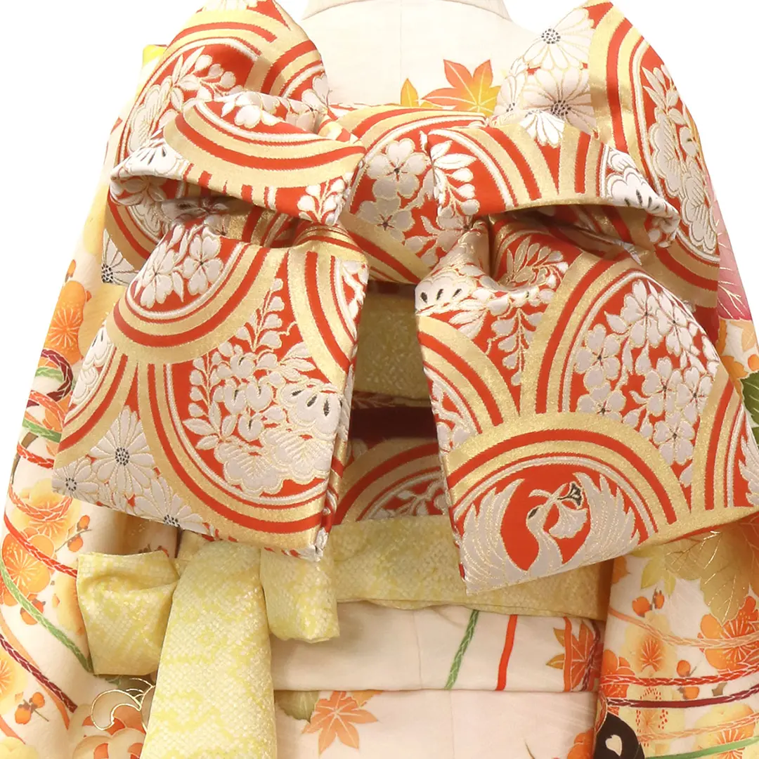 《華徒然》クリームイエロー地に百花と扇の着物／帯